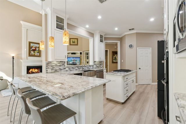 2628 Elmbrook Drive, Carrollton, TX 75010