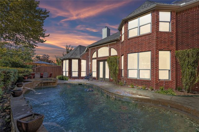 2628 Elmbrook Drive, Carrollton, TX 75010