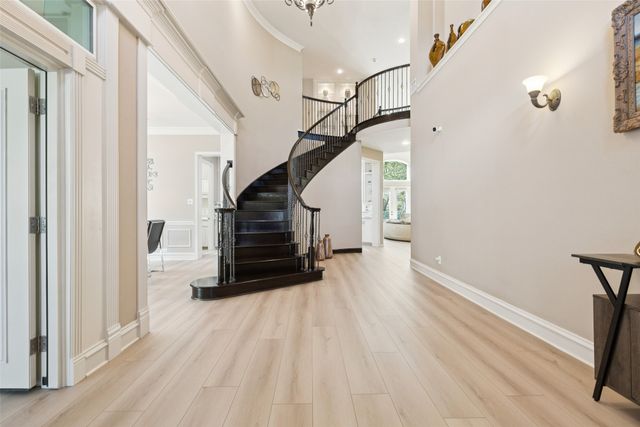 2628 Elmbrook Drive, Carrollton, TX 75010