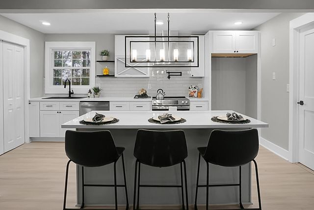 1820 Meadowlawn Drive, Charleston, SC 29407