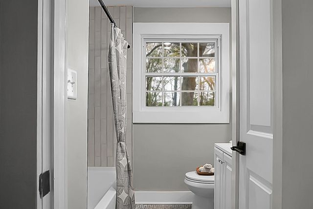 1820 Meadowlawn Drive, Charleston, SC 29407