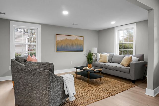 1820 Meadowlawn Drive, Charleston, SC 29407