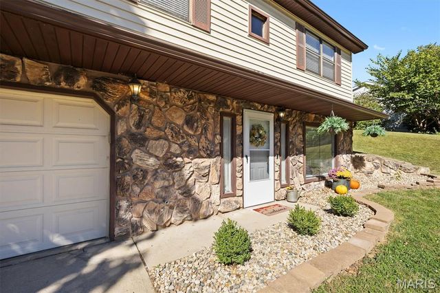 107 Schiller Drive, Collinsville, IL 62234