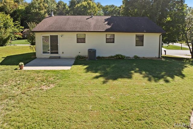 107 Schiller Drive, Collinsville, IL 62234