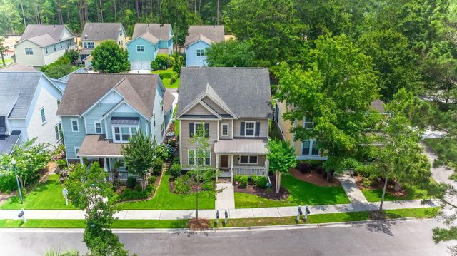 174 Bateaux Drive, Summerville, SC 29483