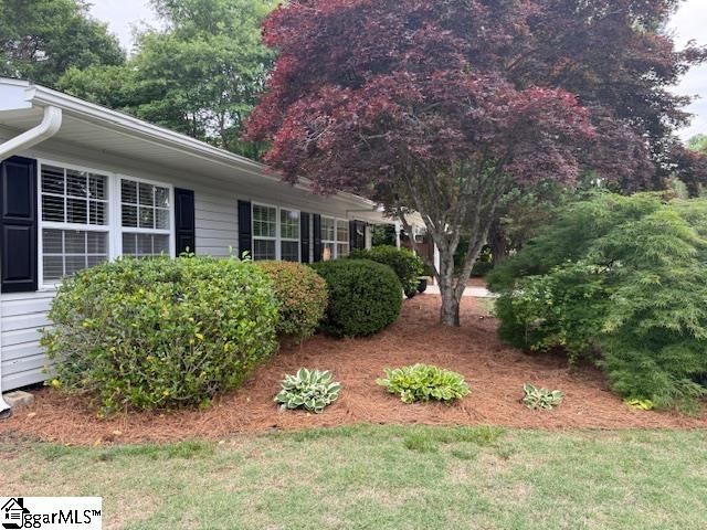 6 Paris View Drive, Travelers Rest, SC 29690