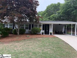 6 Paris View Drive, Travelers Rest, SC 29690