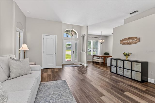 3744 CLYDEBANK CT, Apopka, FL 32712