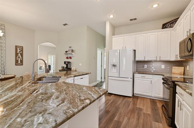 3744 CLYDEBANK CT, Apopka, FL 32712