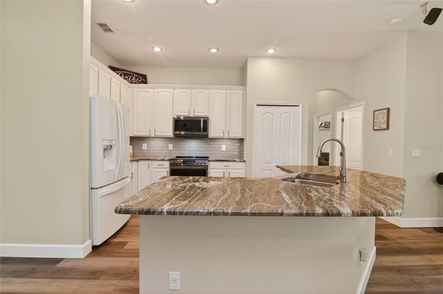 3744 CLYDEBANK CT, Apopka, FL 32712