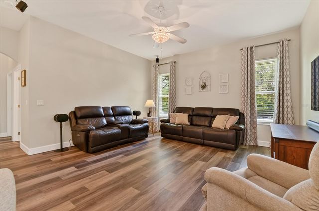 3744 CLYDEBANK CT, Apopka, FL 32712