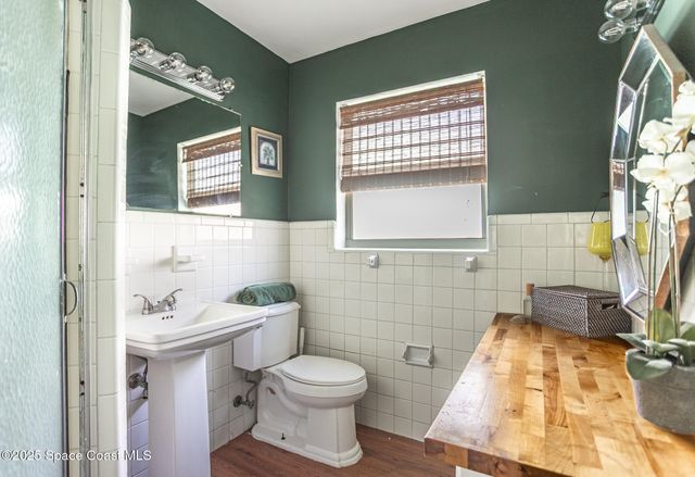 905 S Brevard Avenue, Cocoa Beach, FL 32931