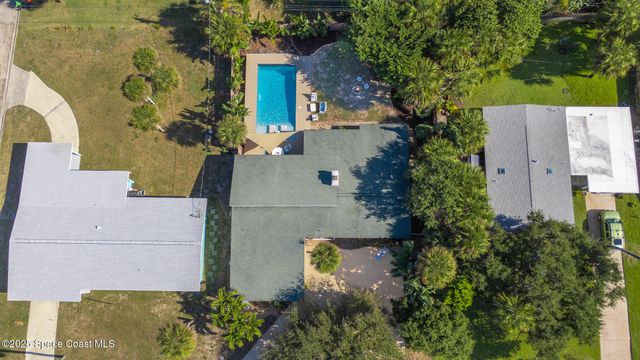 905 S Brevard Avenue, Cocoa Beach, FL 32931