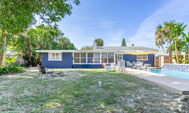 905 S Brevard Avenue, Cocoa Beach, FL 32931