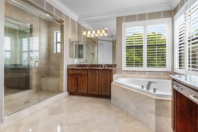 8658 Lewis River Road, Delray Beach, FL 33446
