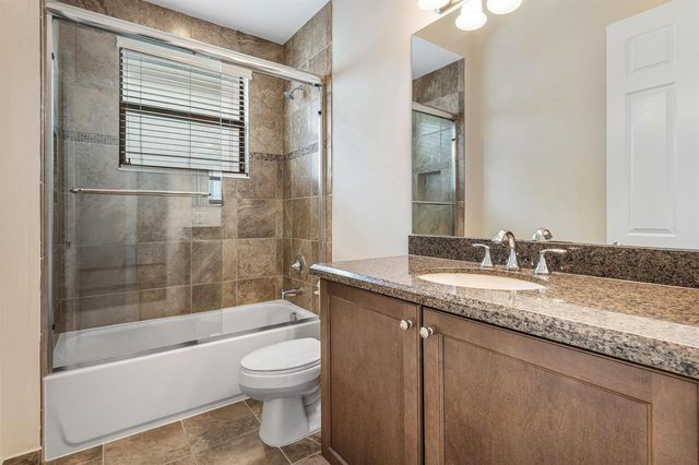8658 Lewis River Road, Delray Beach, FL 33446