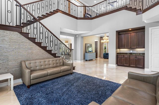 8658 Lewis River Road, Delray Beach, FL 33446
