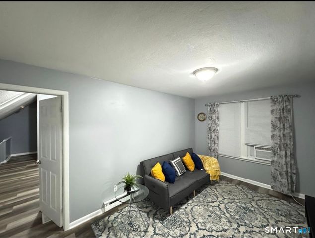 21 Pond Lily Avenue 3, New Haven, CT 06515