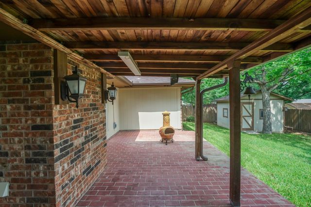 740 Montvale Drive, Mansfield, TX 76063