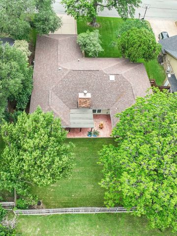 740 Montvale Drive, Mansfield, TX 76063
