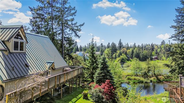 1819 Lake Drive, Camano Island, WA 98282