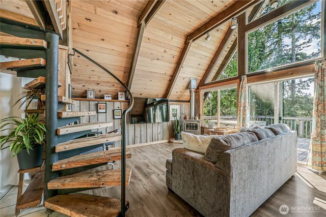1819 Lake Drive, Camano Island, WA 98282