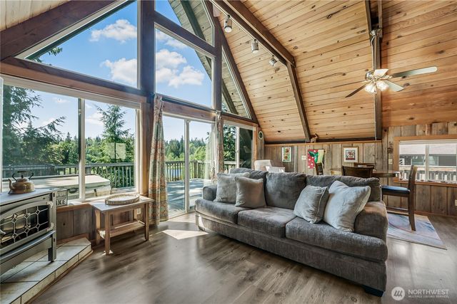 1819 Lake Drive, Camano Island, WA 98282