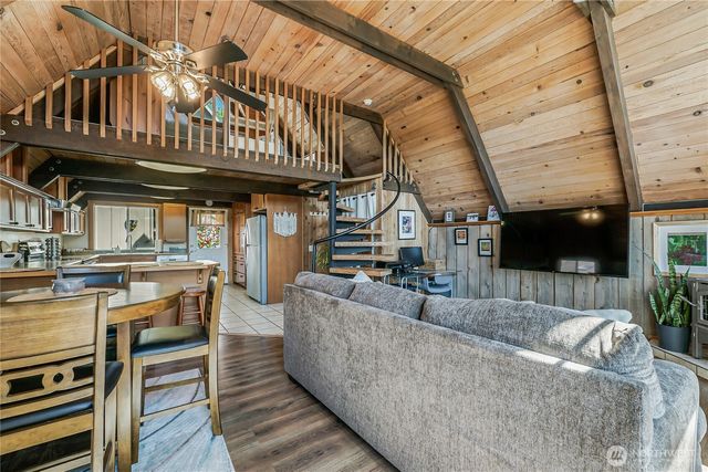 1819 Lake Drive, Camano Island, WA 98282