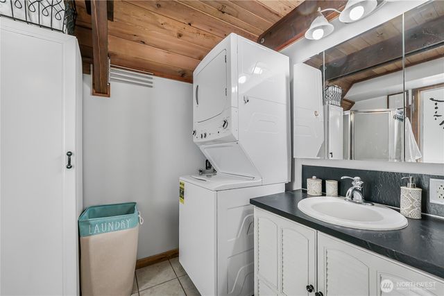 1819 Lake Drive, Camano Island, WA 98282