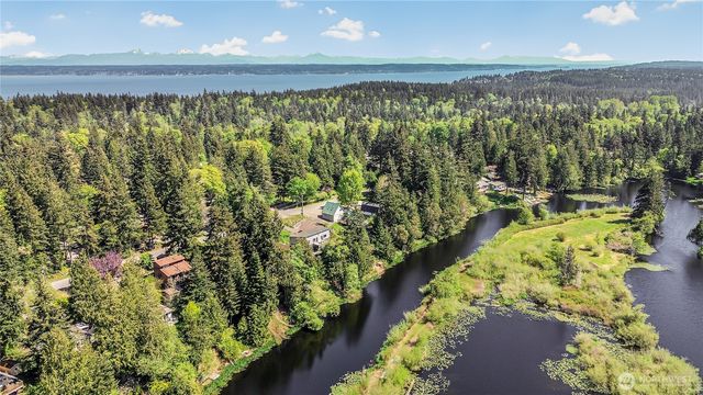 1819 Lake Drive, Camano Island, WA 98282
