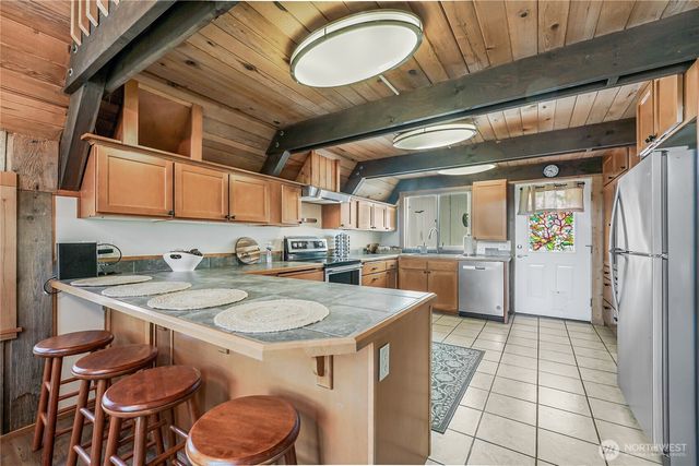 1819 Lake Drive, Camano Island, WA 98282