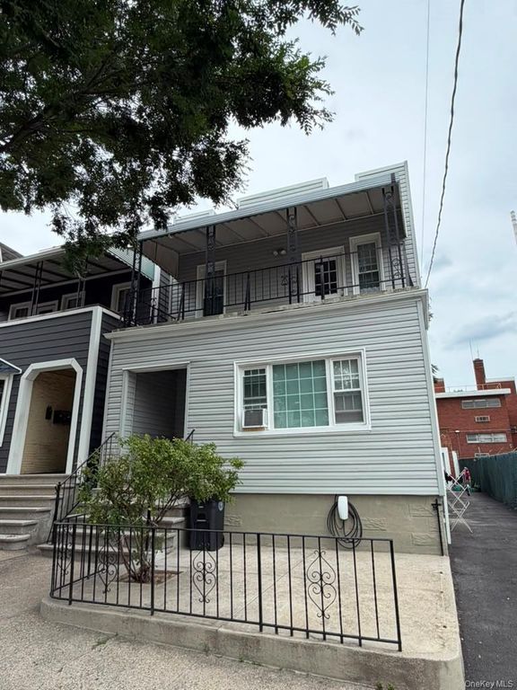 1624 Seddon Street, Bronx, NY 10461