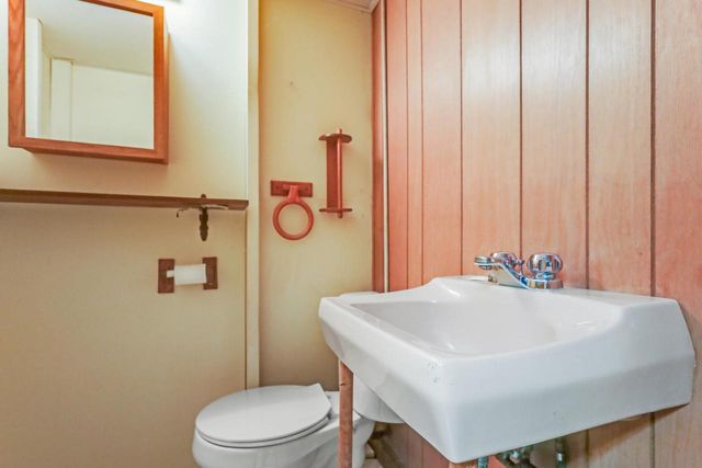 1503 S 25th STREET, Manitowoc, WI 54220