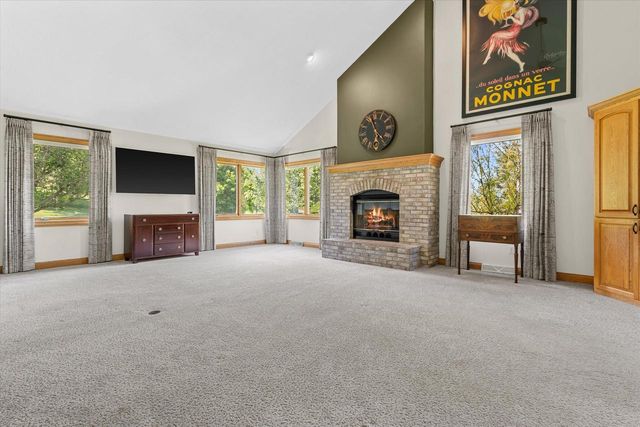 S25W29272 Cambrian RIDGE, Waukesha, WI 53188