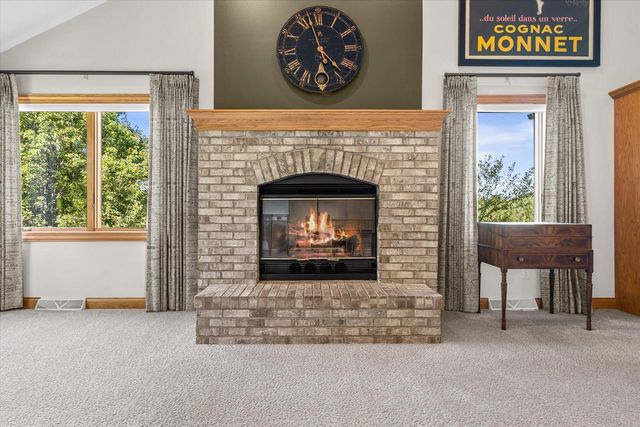 S25W29272 Cambrian RIDGE, Waukesha, WI 53188