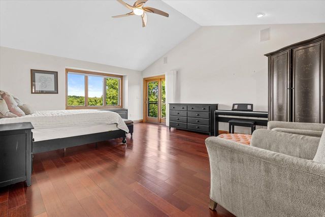 S25W29272 Cambrian RIDGE, Waukesha, WI 53188