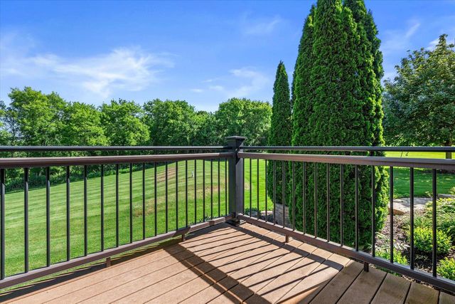S25W29272 Cambrian RIDGE, Waukesha, WI 53188