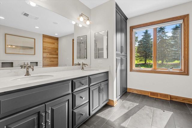 S25W29272 Cambrian RIDGE, Waukesha, WI 53188