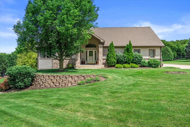 S25W29272 Cambrian RIDGE, Waukesha, WI 53188