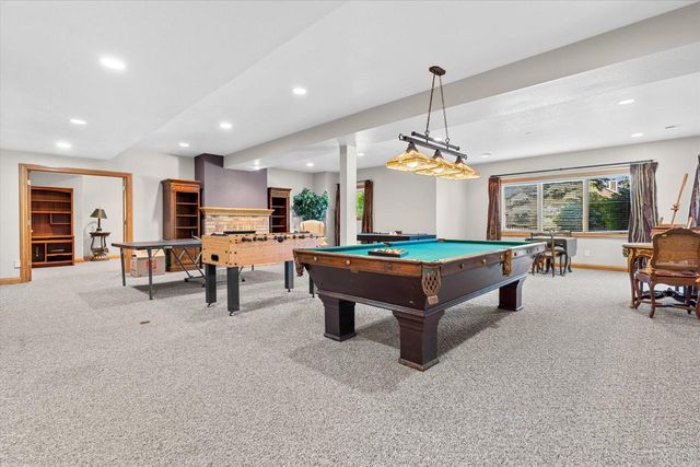 S25W29272 Cambrian RIDGE, Waukesha, WI 53188