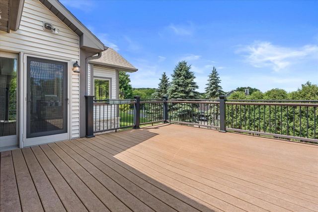 S25W29272 Cambrian RIDGE, Waukesha, WI 53188