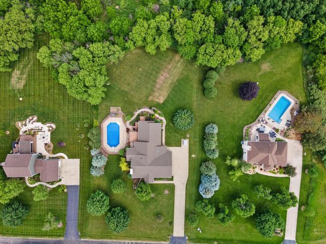 S25W29272 Cambrian RIDGE, Waukesha, WI 53188