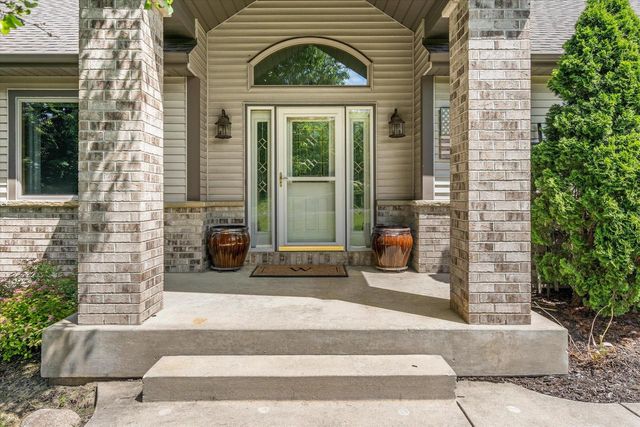 S25W29272 Cambrian RIDGE, Waukesha, WI 53188