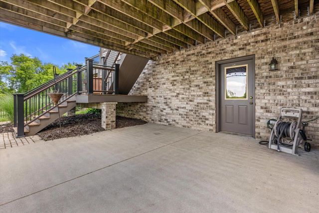 S25W29272 Cambrian RIDGE, Waukesha, WI 53188