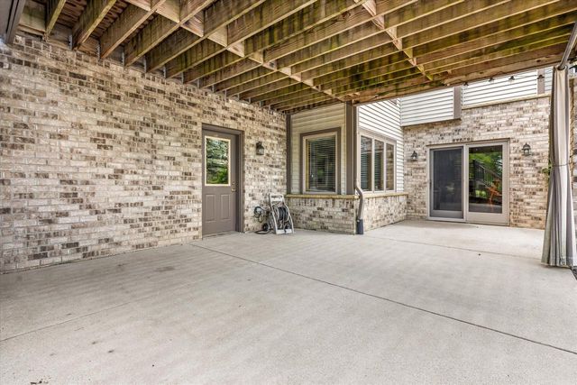 S25W29272 Cambrian RIDGE, Waukesha, WI 53188