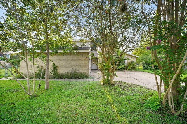 1606 Stone Lake Drive, Missouri City, TX 77489