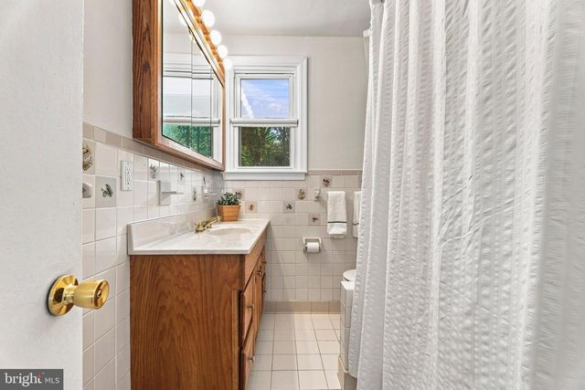 1600 DENNIS AVE, Baltimore, MD 21204
