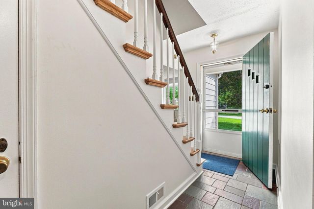 1600 DENNIS AVE, Baltimore, MD 21204