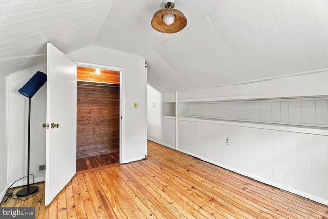 1600 DENNIS AVE, Baltimore, MD 21204