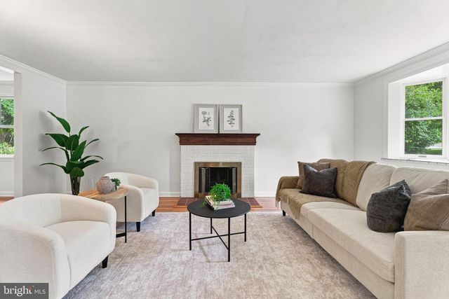 1600 DENNIS AVE, Baltimore, MD 21204